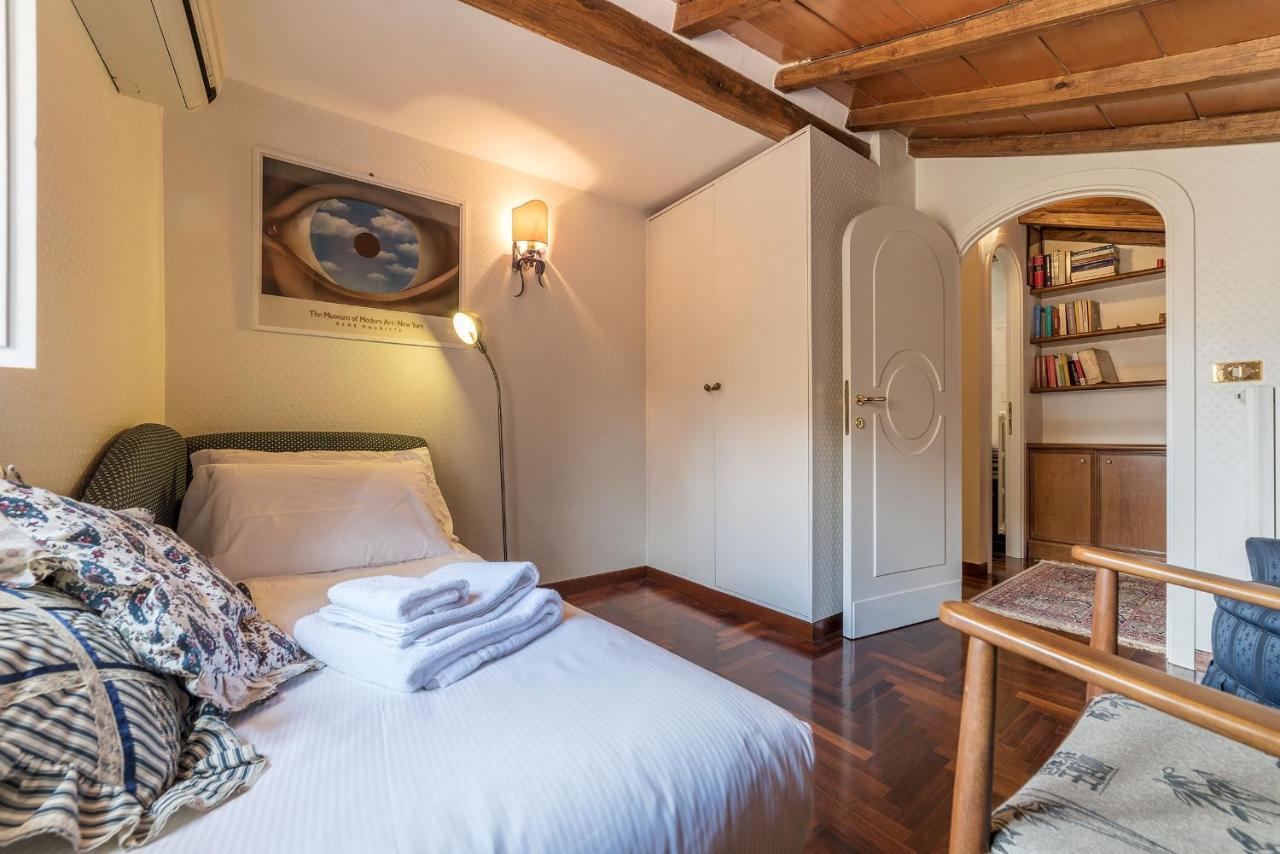 Lejlighed Quiet And Classic On Two Floors, By Trevi Fountain - Fromhometorome Rom