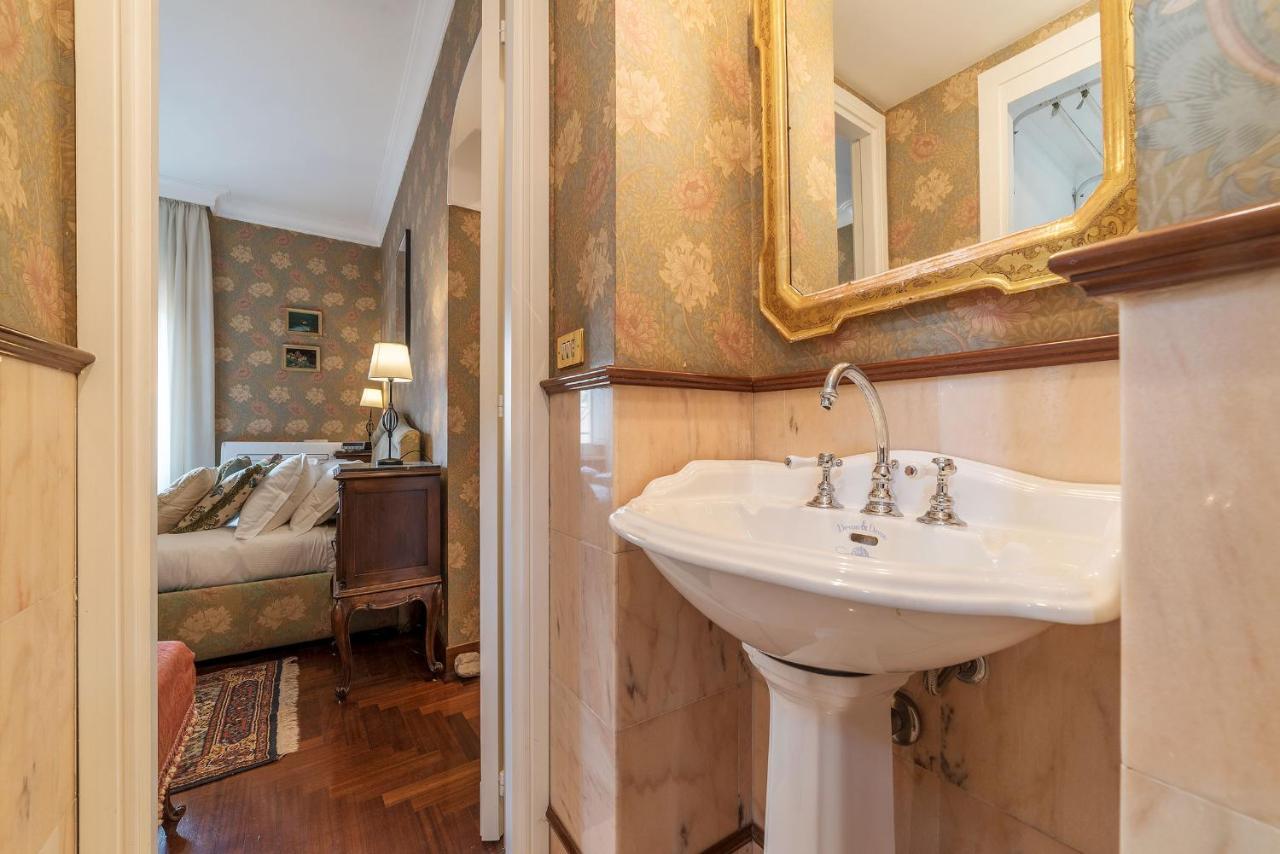 Quiet And Classic On Two Floors, By Trevi Fountain - Fromhometorome * Rom